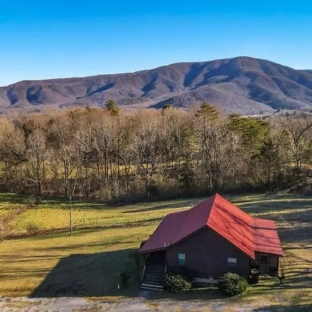 Beautiful View! Log Cabin,Fireplace,Hot Tub,Arcade,Pool,Fishing Sevierville Exterior photo